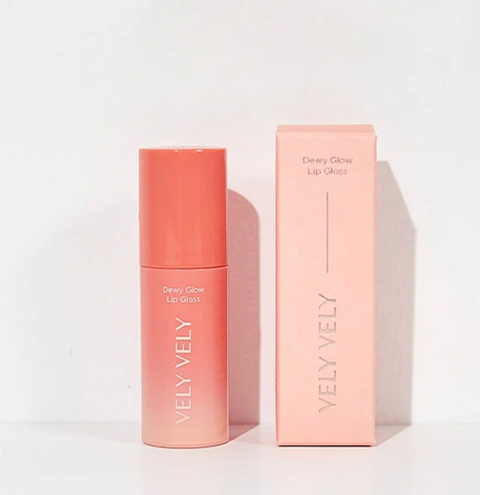 Купить Vely Vely Ухаживающий блеск для губ Dewy Glow Lip Gloss 4 мл