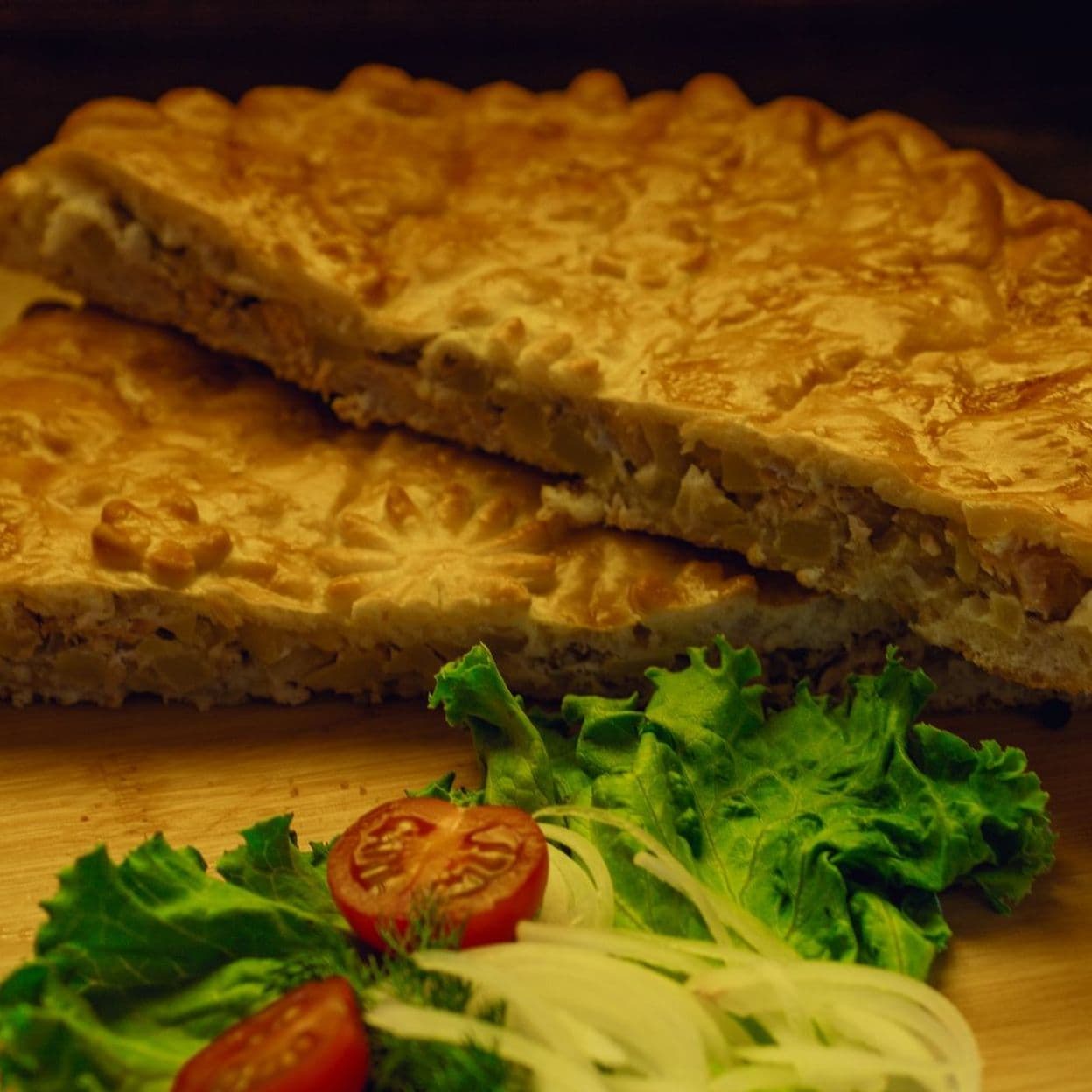 Купить Пирог говядина/картофель/лук