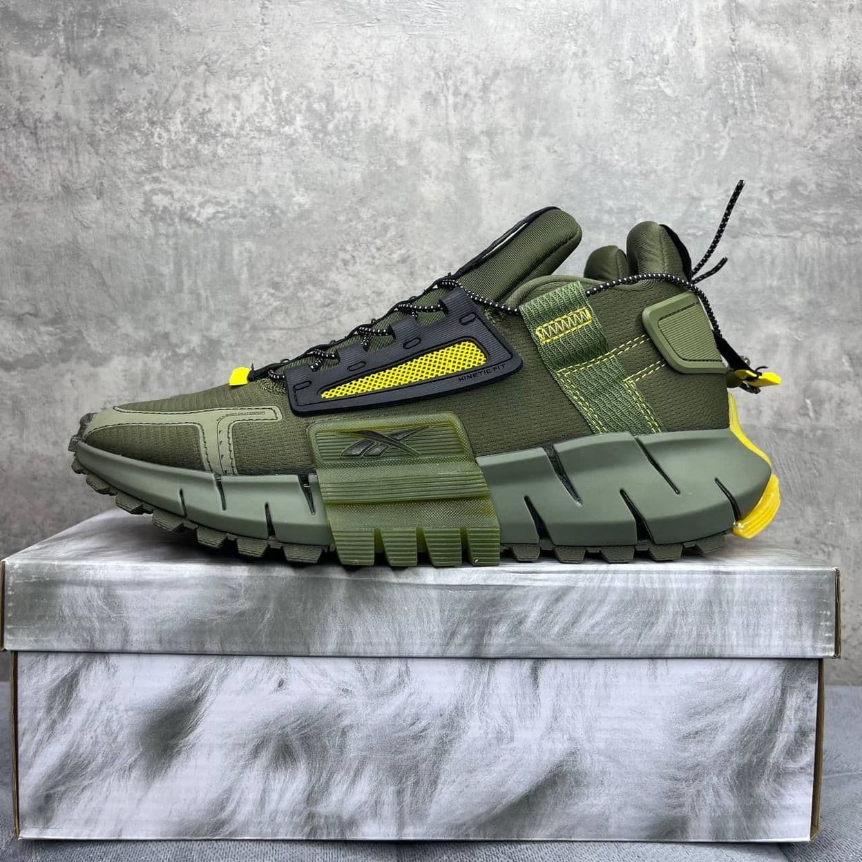 Купить Reebok Zig Kinetica Edge Army Green