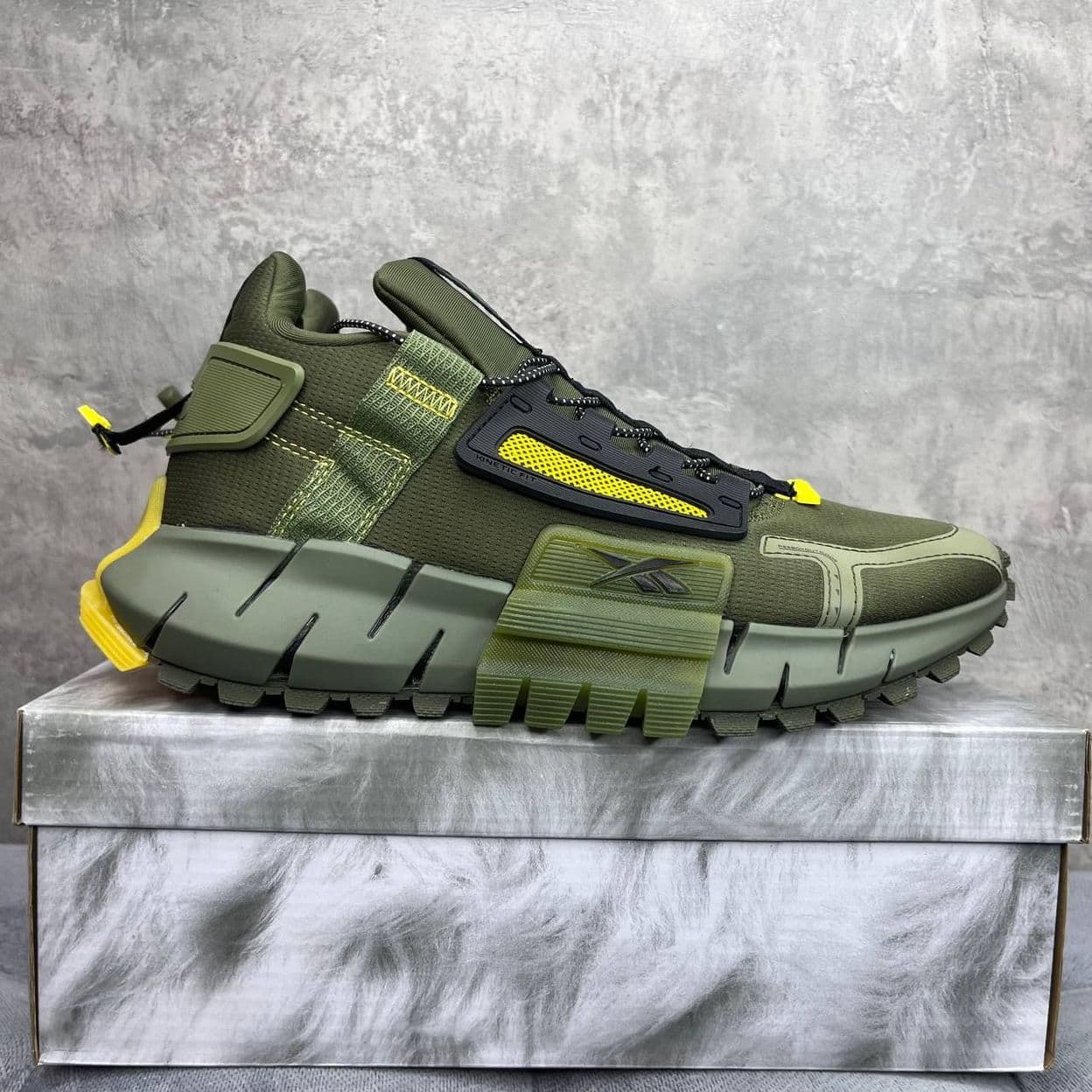 Купить Reebok Zig Kinetica Edge Army Green