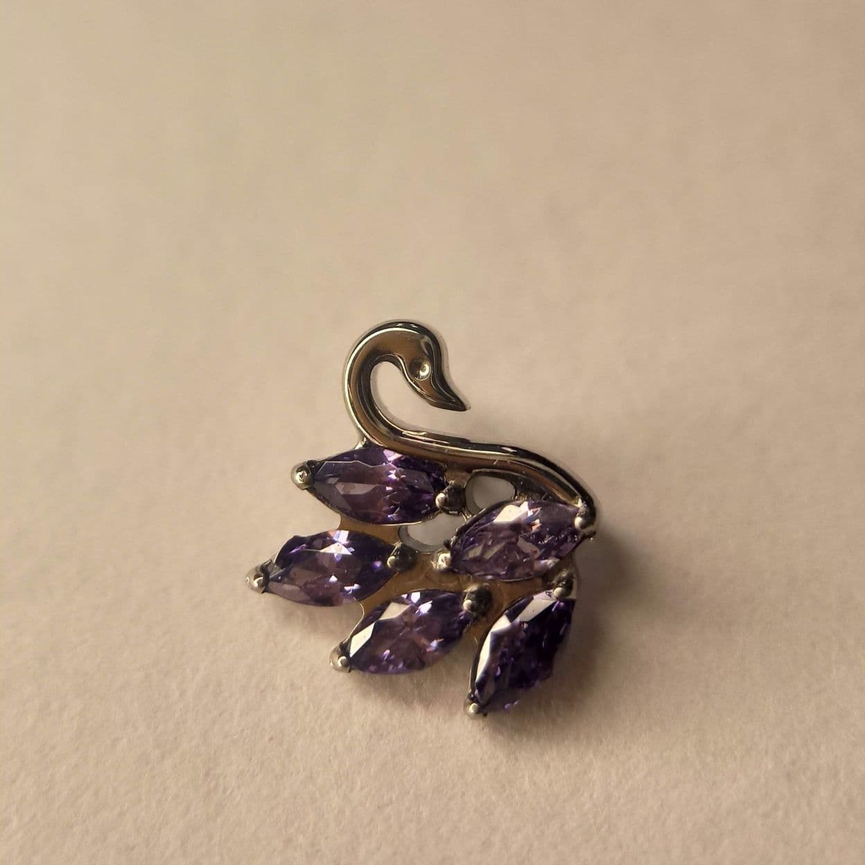 Купить Лебедь