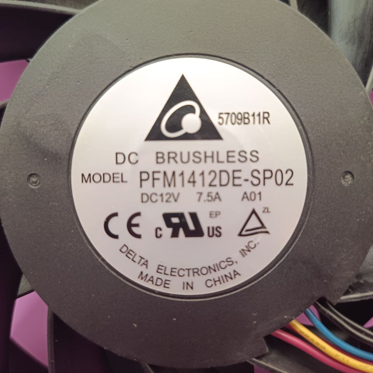 Купить Вентилятор 14х14 DELTA (7,5 A) 6 пин ОРИГИНАЛ