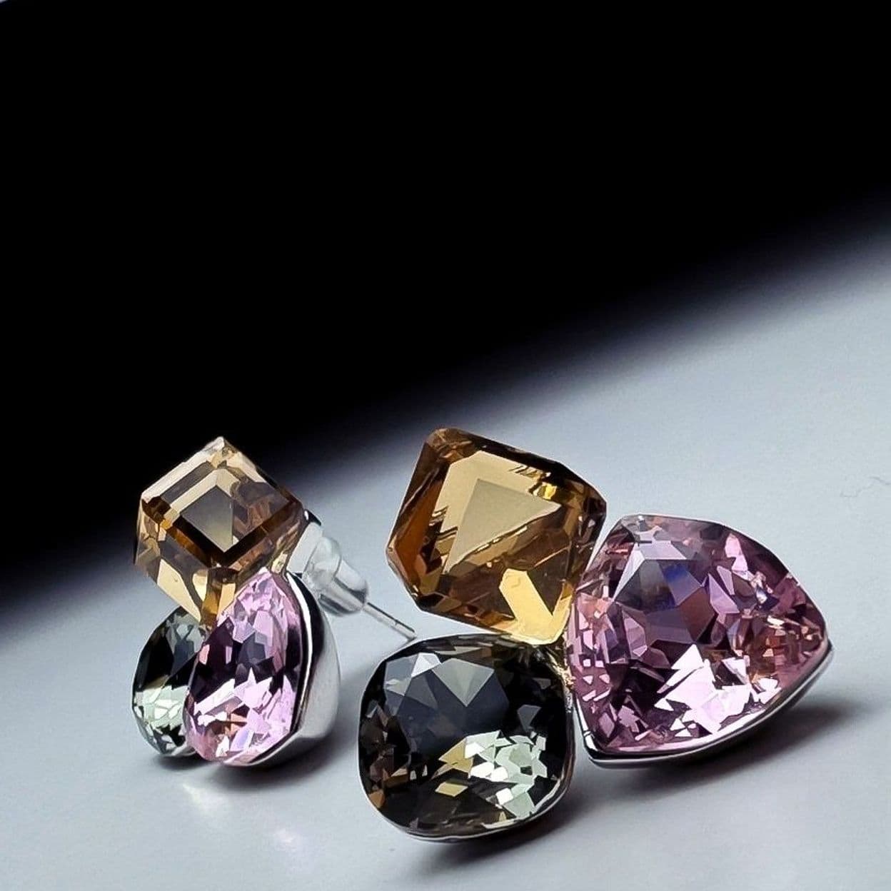 Купить Серьги Cube pink