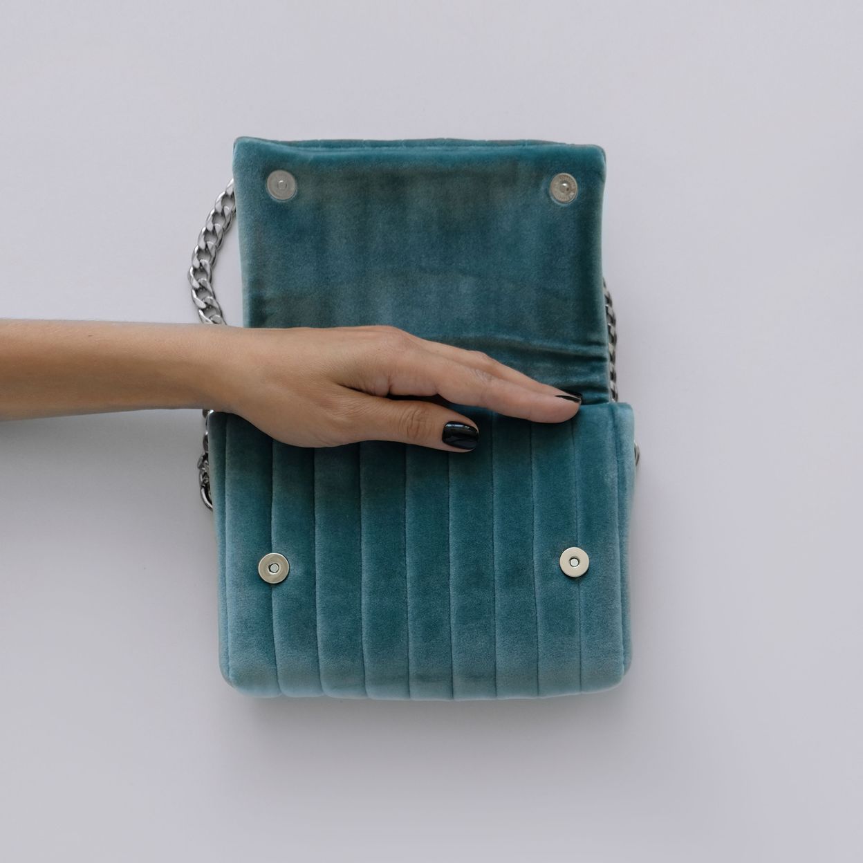 Купить Сумка стеганая AGLAIS в оттенке «Зеленый авантюрин»