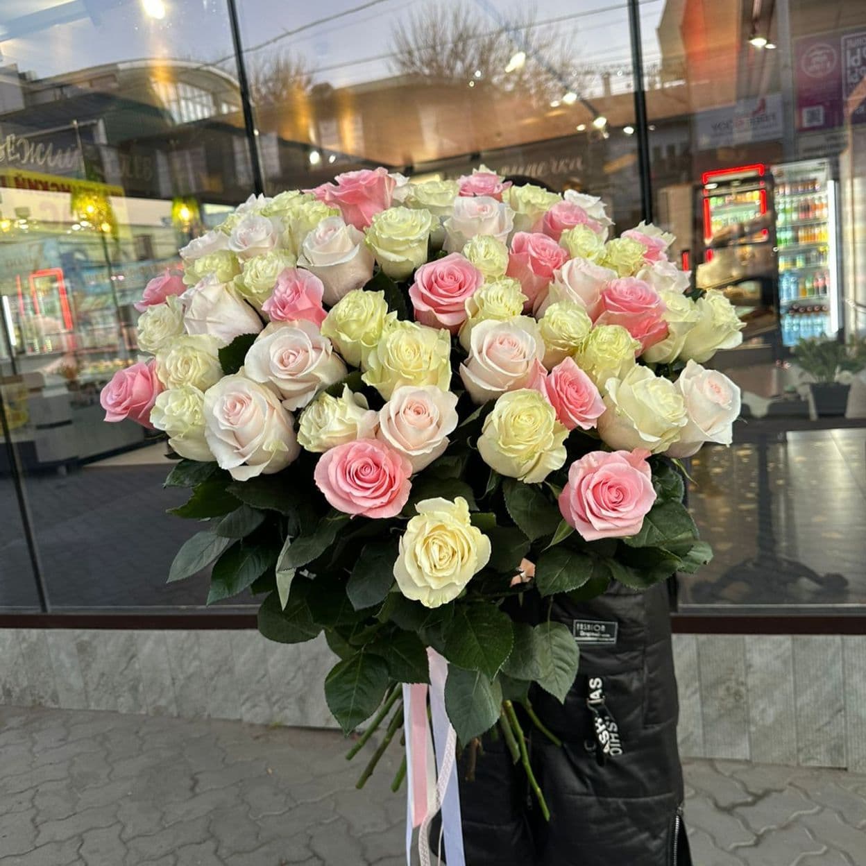 Купить Букет из роз Пушка