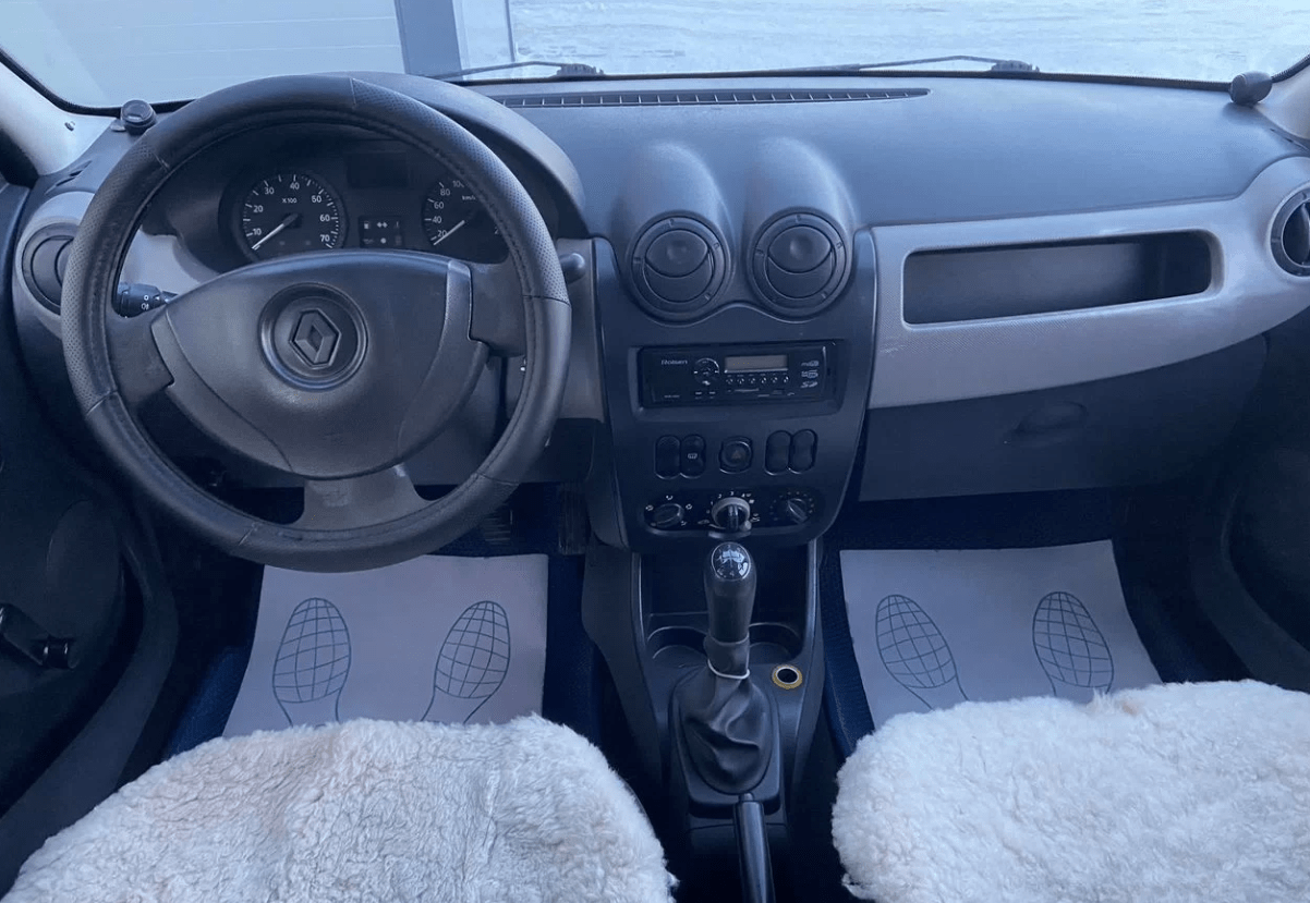 Купить Renault Logan 1.4 MT, 2010, 171 963 км