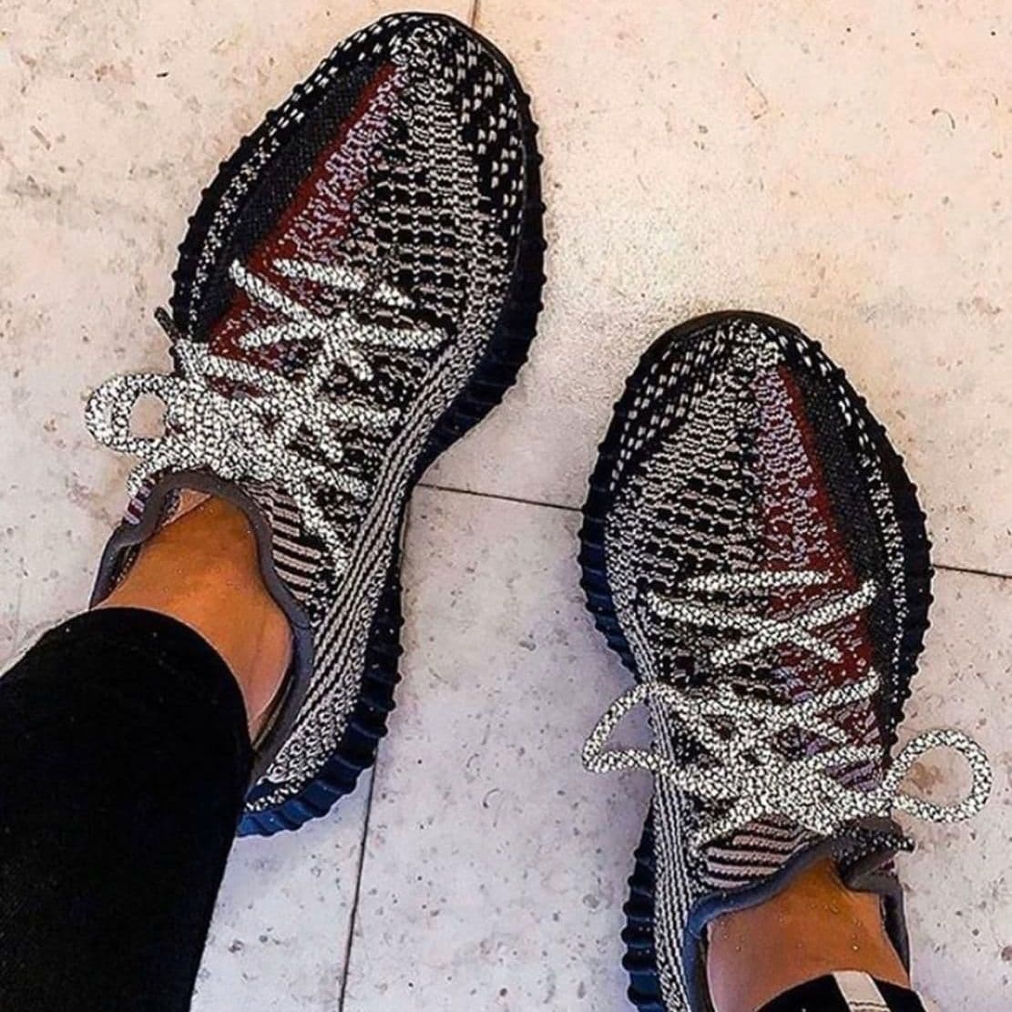 Купить Кроссовки спортивные