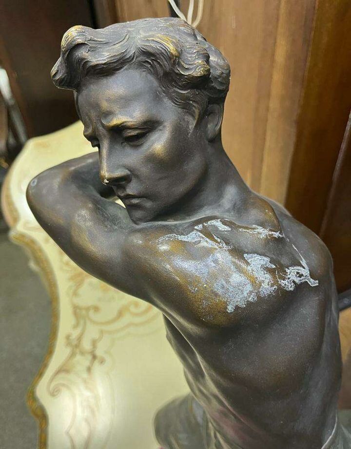 Купить Антикварная скульптура R. Aurili