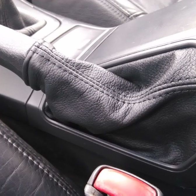 Чехол на акпп (ручка акпп) Volvo s60 (вольво xc60) 2005-2009 гв. Натуральная кожа, черный с черной строчкой