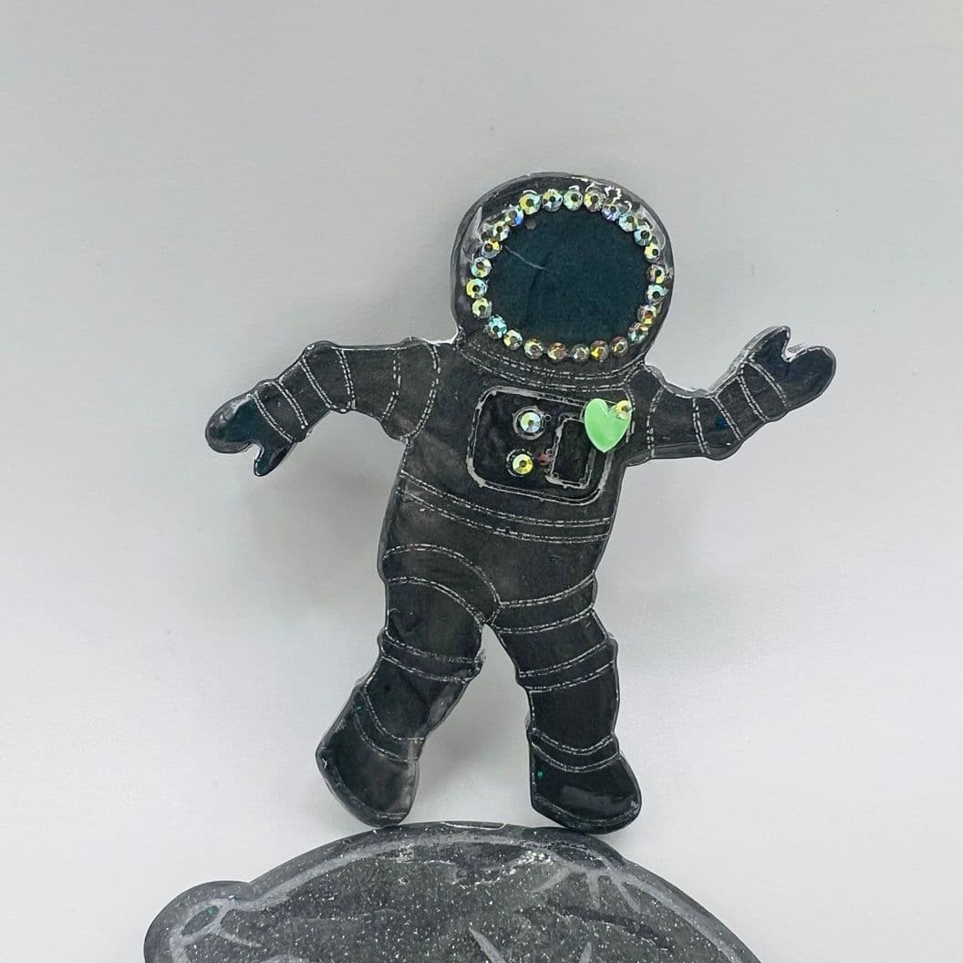 Купить Значок "Космонавт"