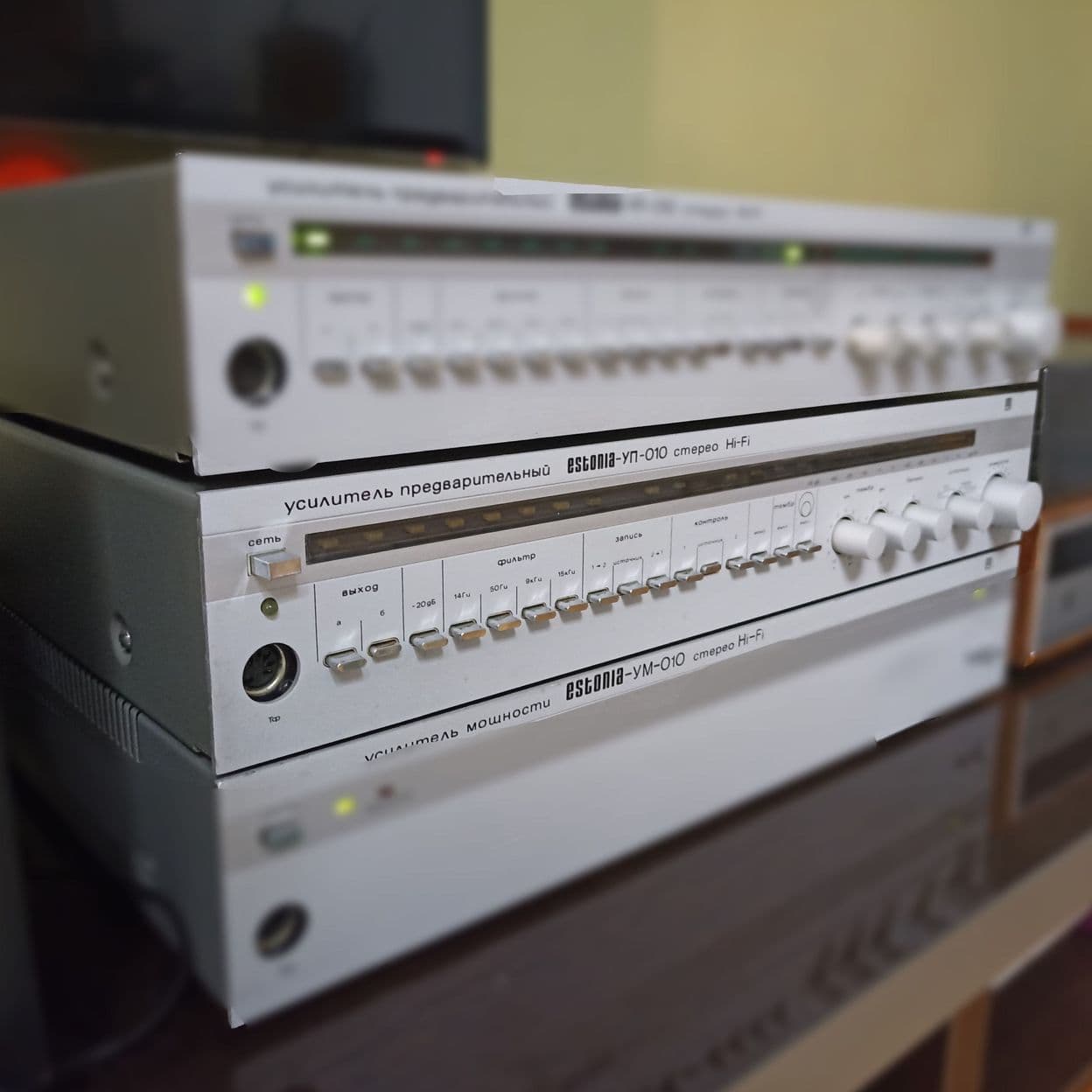 Купить Усилитель предварительный Эстония УП-010-стерео