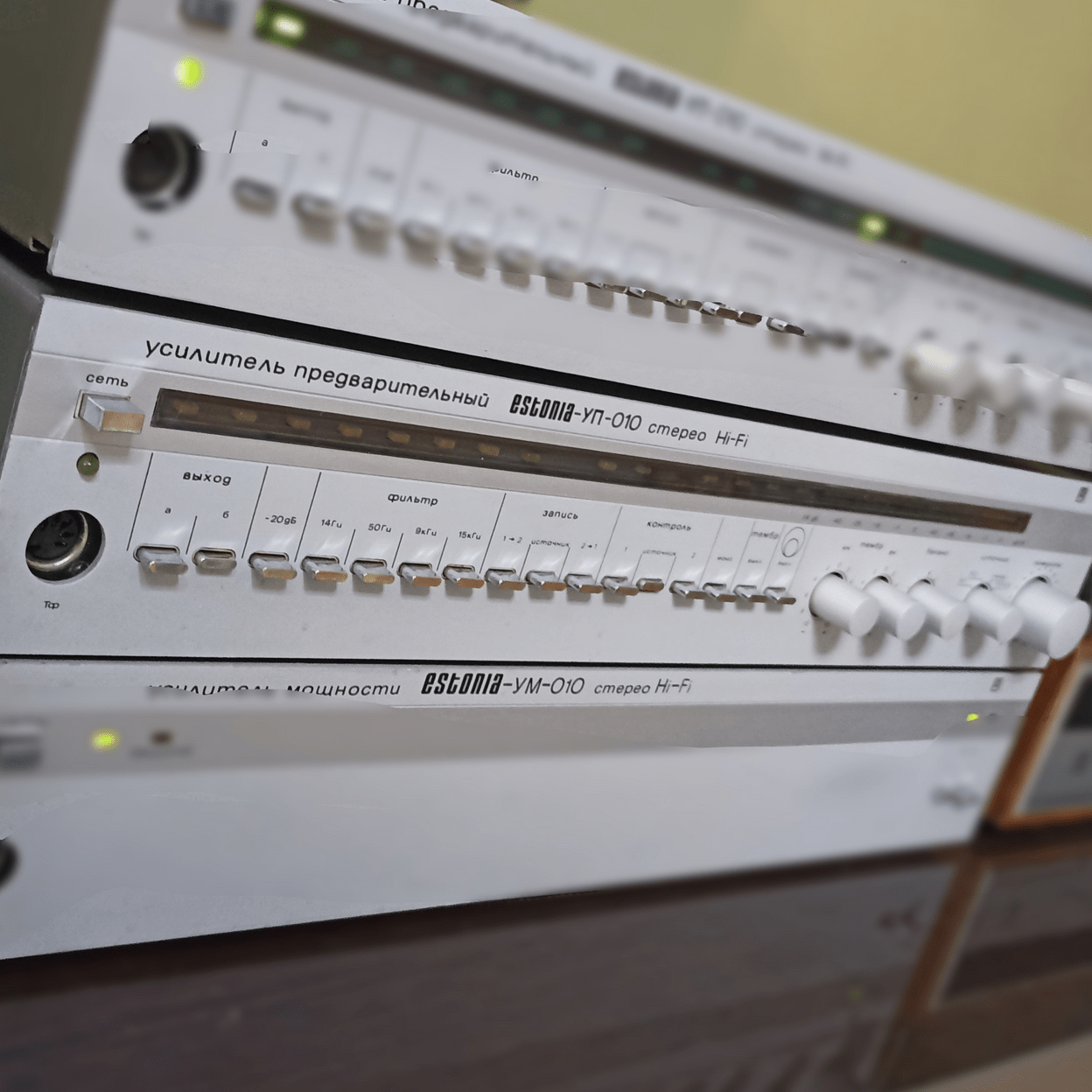 Купить Усилитель предварительный Эстония УП-010-стерео