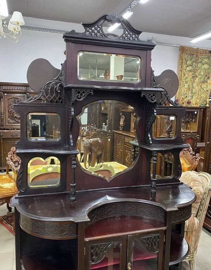 Купить Антикварная витрина в викторианском стиле