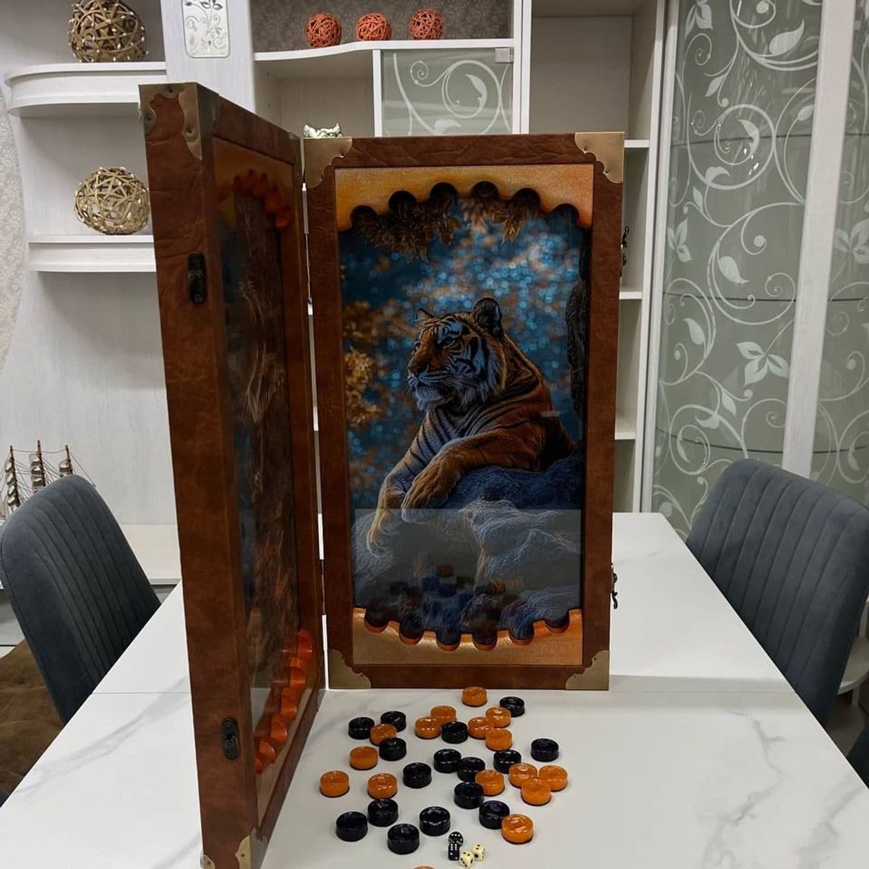 Купить Нарды со стеклом «Тигр»