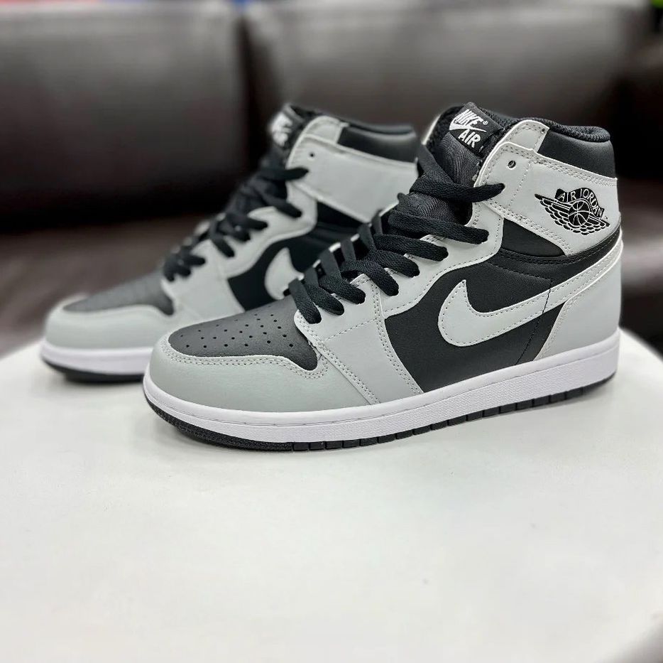 Купить Nike Air Jordan 1 High, Black/Grey (мех)