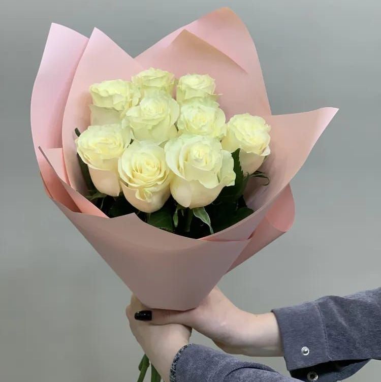 Купить Букет 9 белых роз