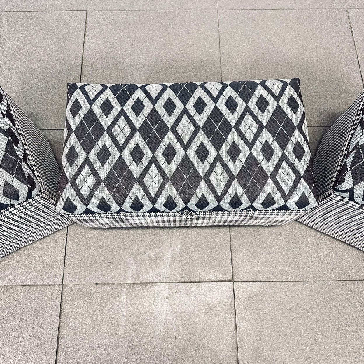 Купить Банкетка с пуфиками набор