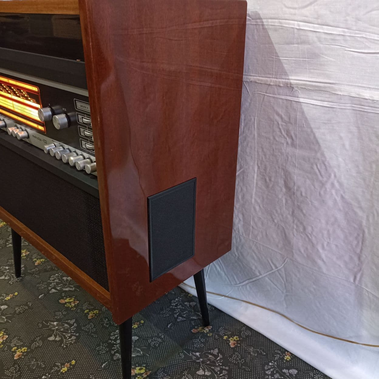 Купить радиола Мелодия 102