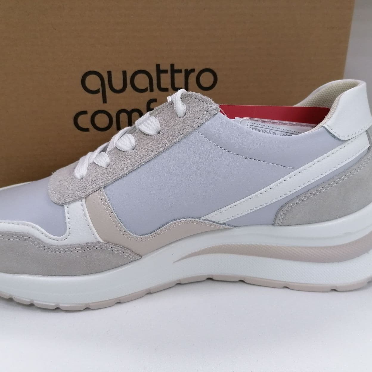 Купить Кроссовки женские Quattrokomforto