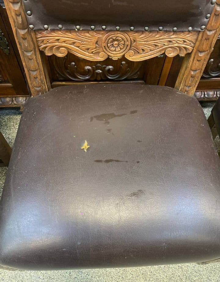 Купить Старинное кресло и стулья 4 шт