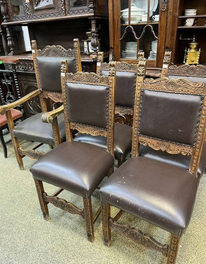 Купить Старинное кресло и стулья 4 шт