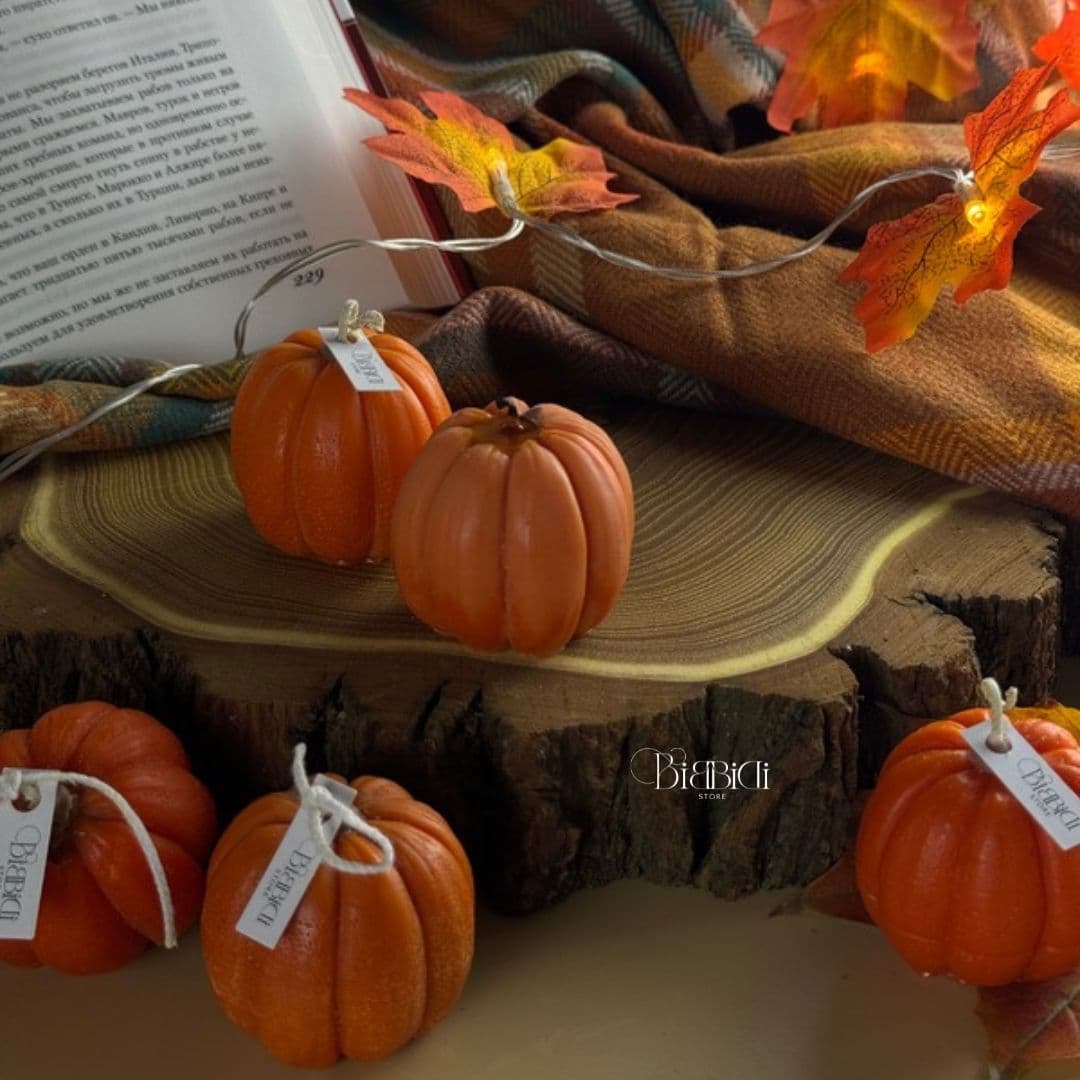 Купить Интерьерная свеча "Тыква" с ароматом печенья. Вид 5