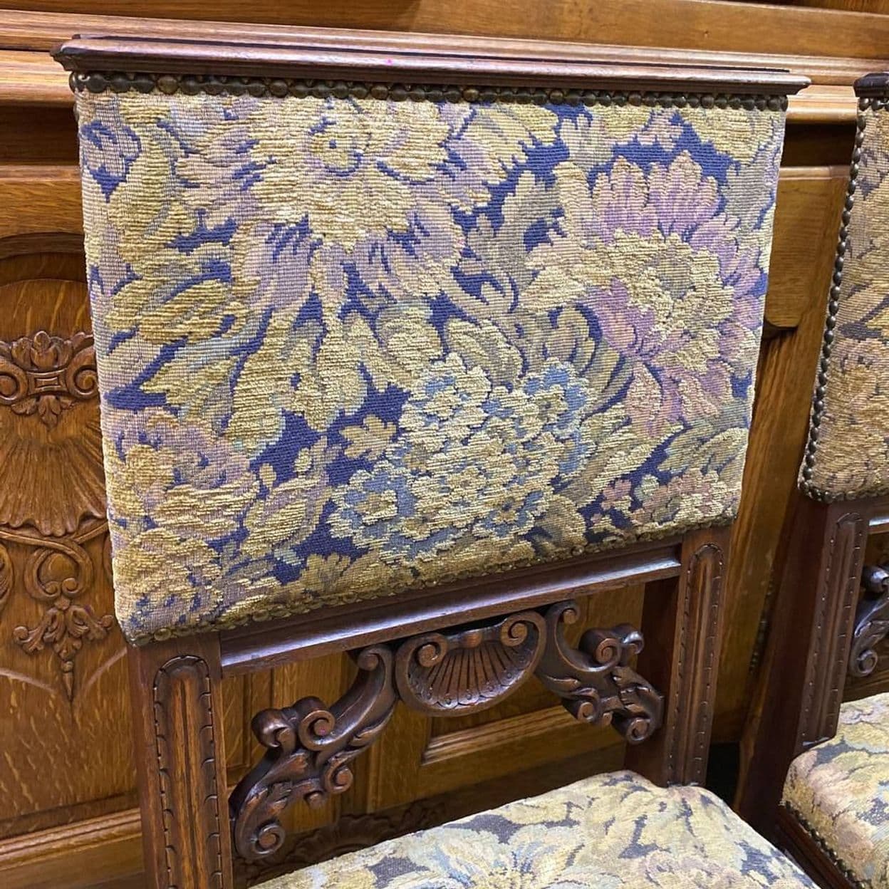 Купить Старинные стулья 5 шт