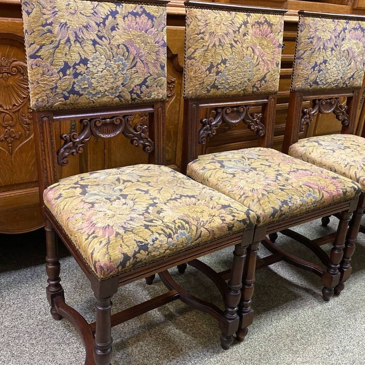 Купить Старинные стулья 5 шт