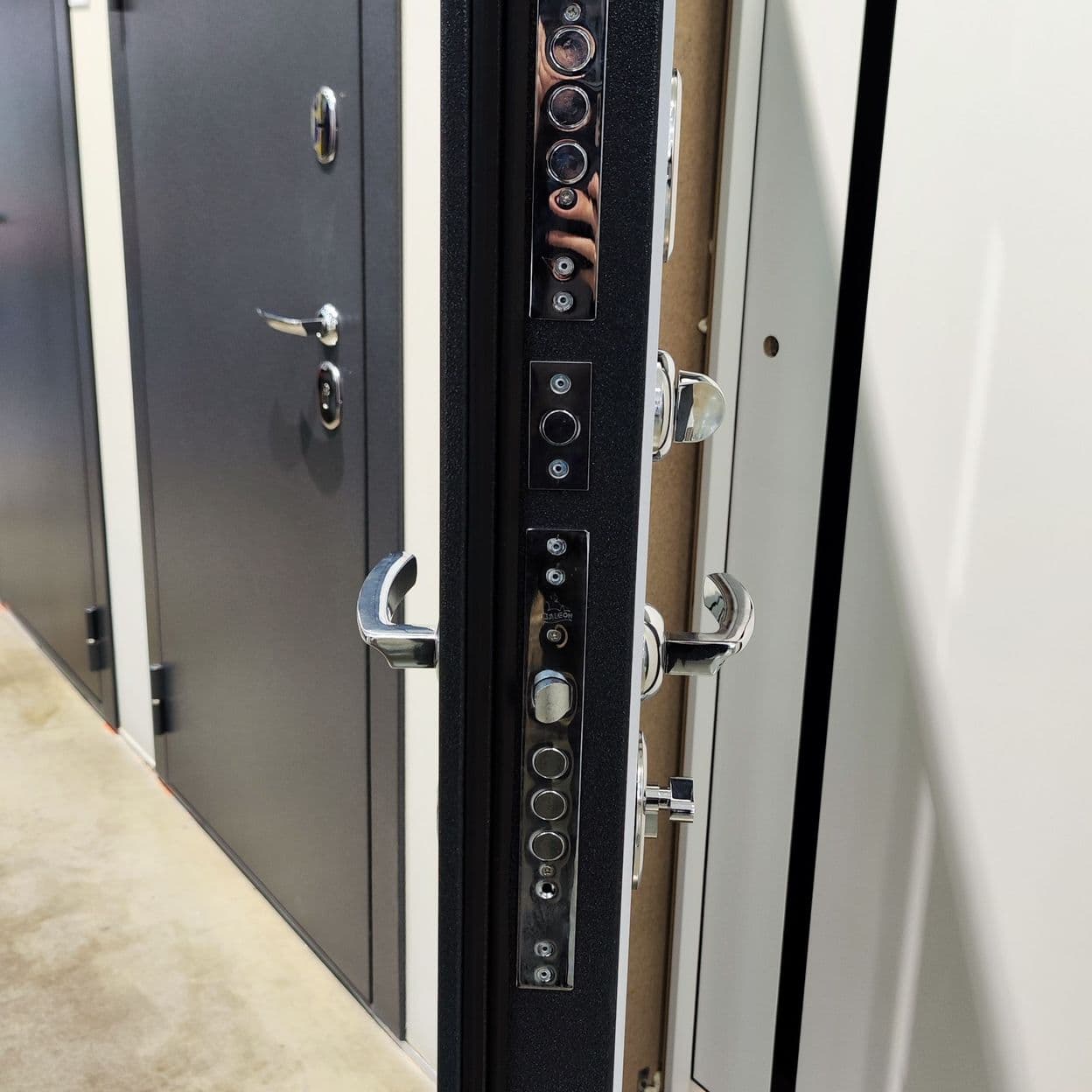 Купить Дверь входная "Модель 5", Yo Doors