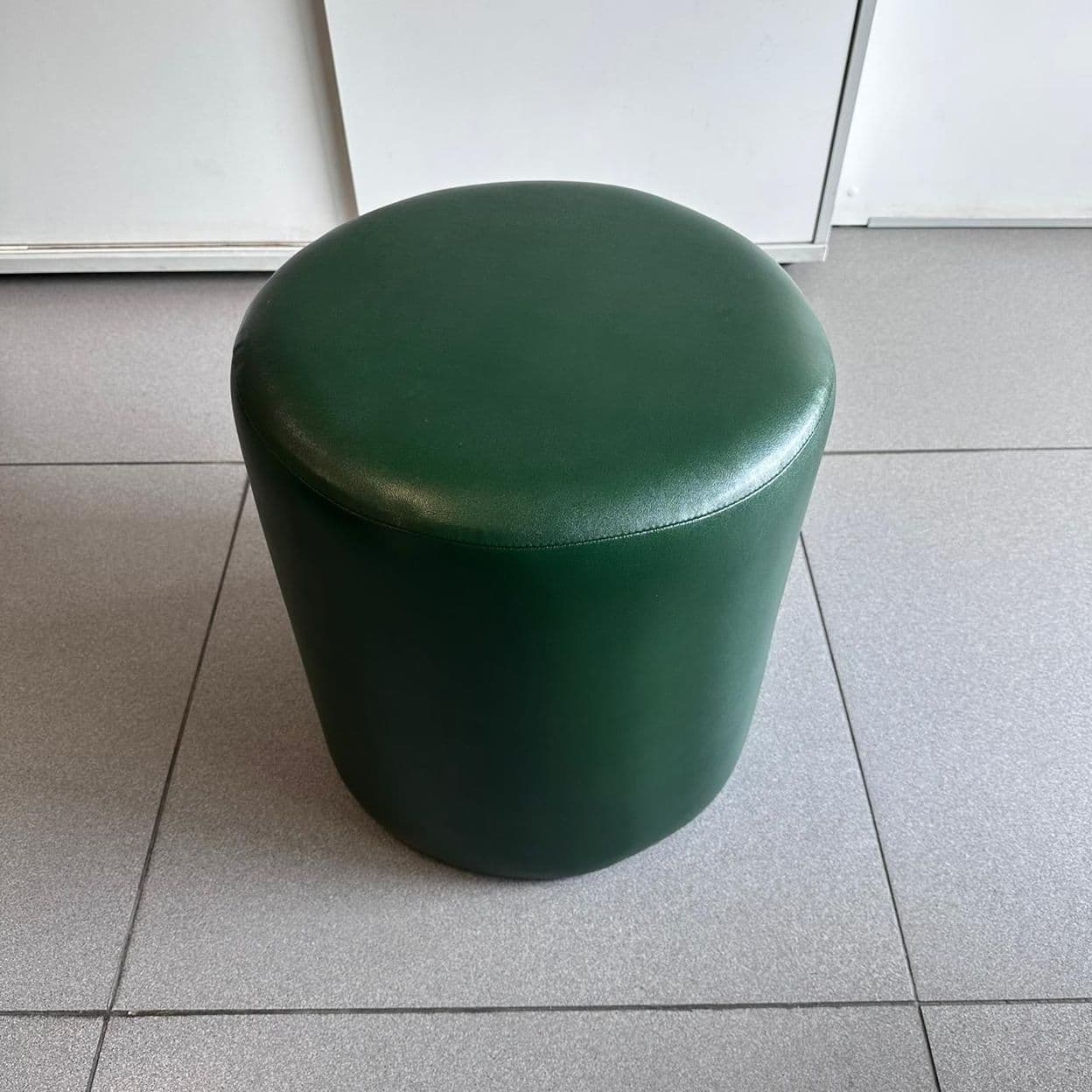 Купить Тёмно-зелёный пуф