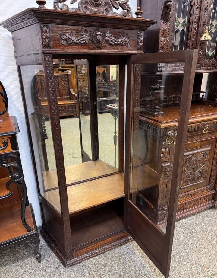 Купить Старинная витрина