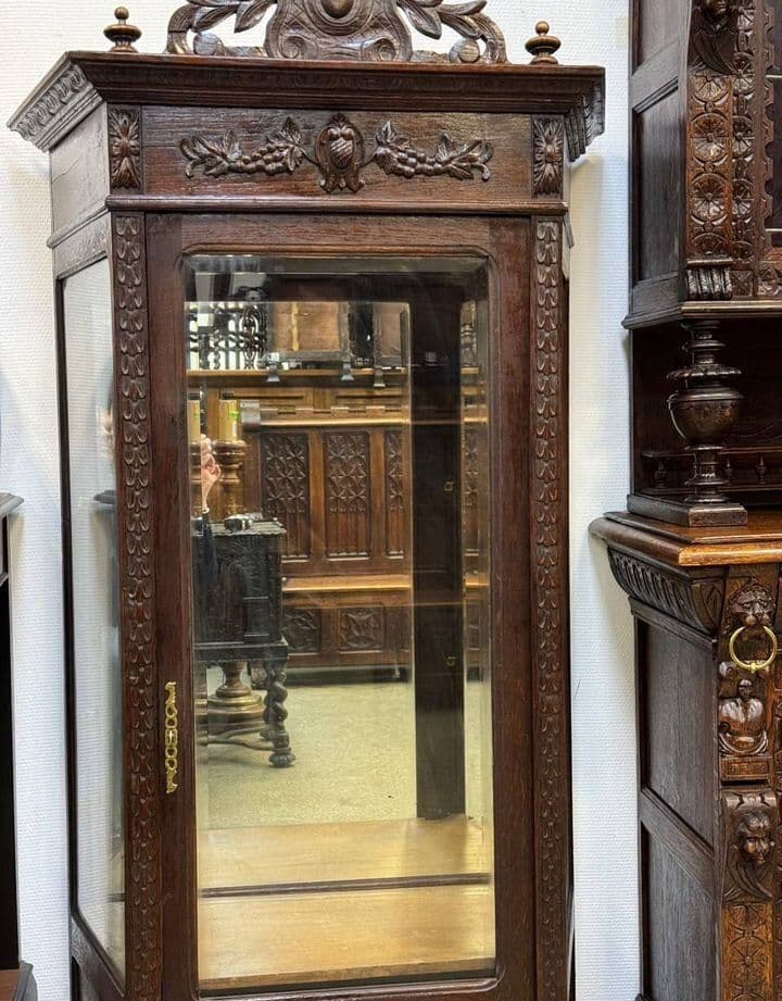 Купить Старинная витрина