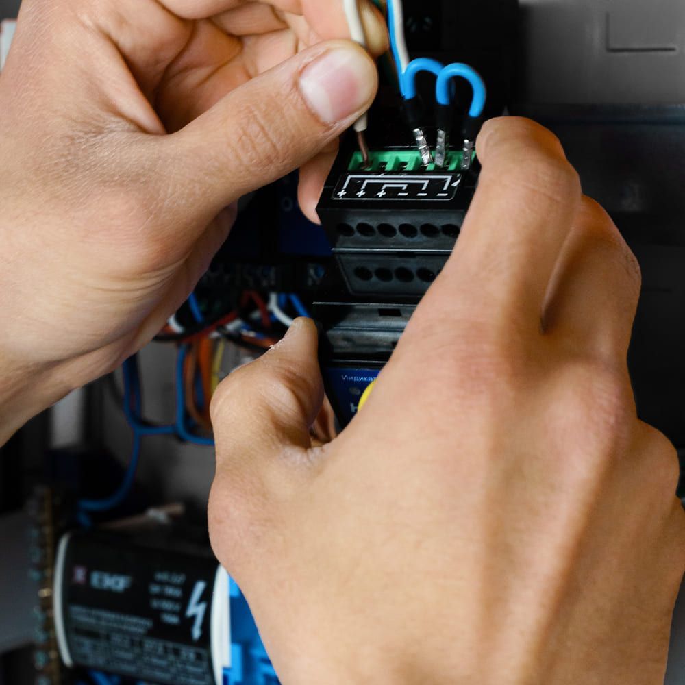 Купить Блок управления для светодиодных и RGB-лент Relay-LED3S
