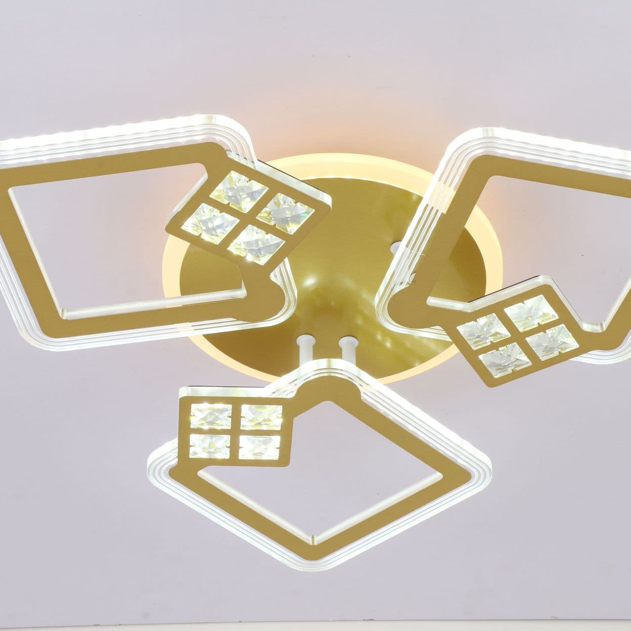 Купить Люстра потолочная/ Люстра для кухни, спальни, комнаты/ Светодиодный светильник, квадраты LS-001189-3GD