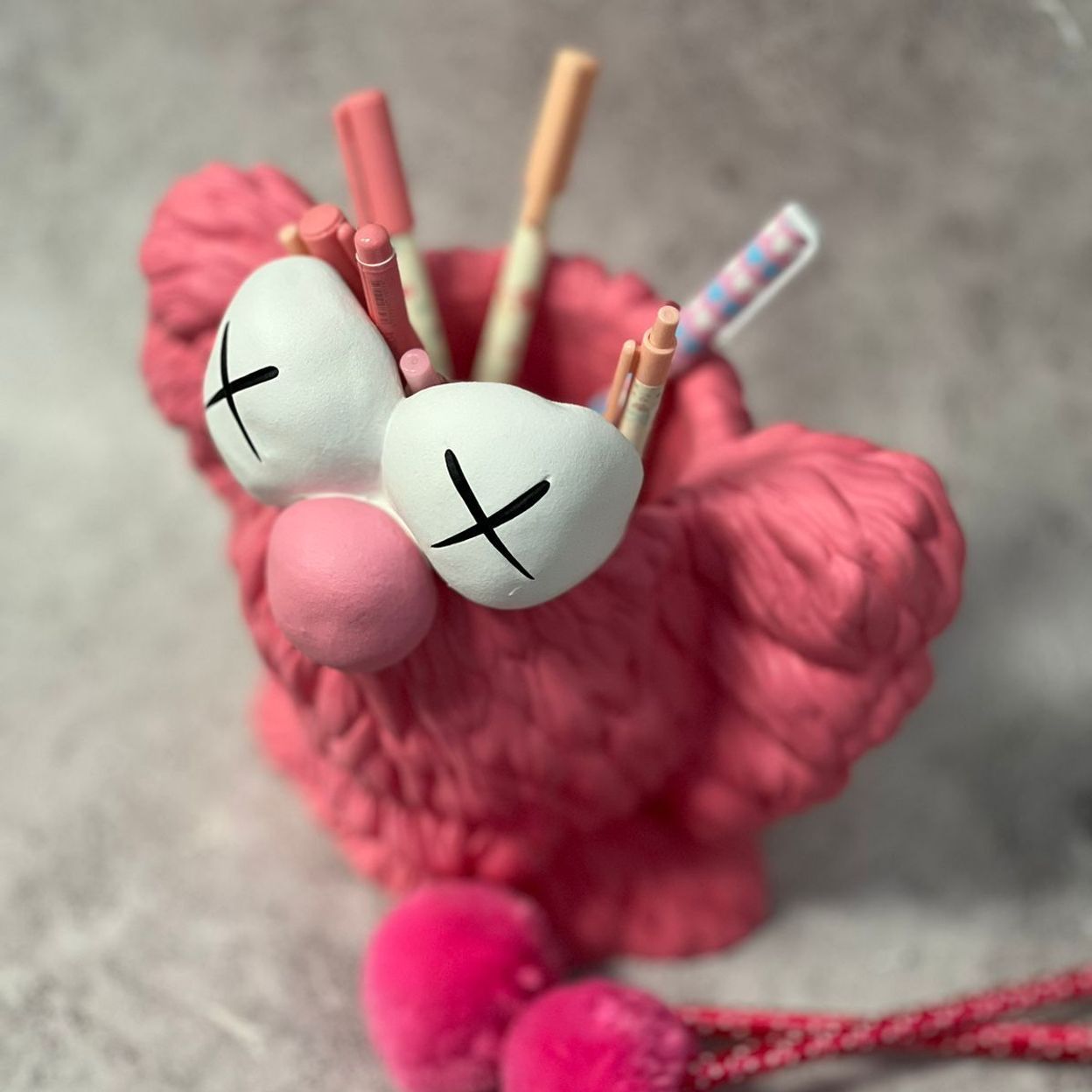 Купить KAWS кашпо
