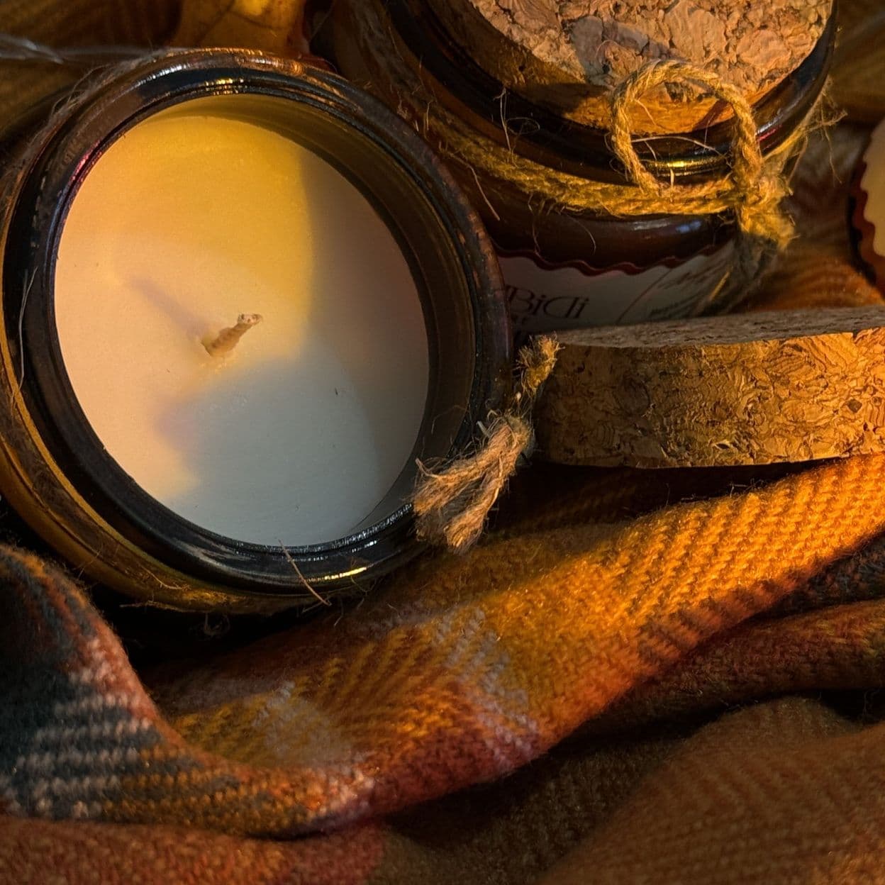 Купить Ароматическая свеча "От кого цветы?"  100 мл