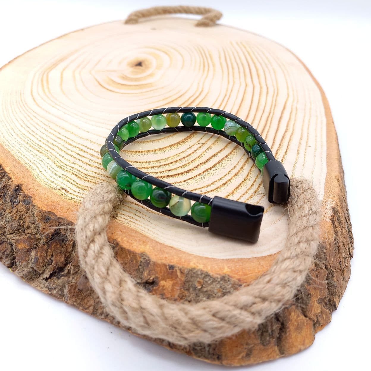 Купить Агат зеленый, кожа, сталь. Браслет мужской / женский кожаный из натуральных камней Агат зеленый (арт. DMBR010)