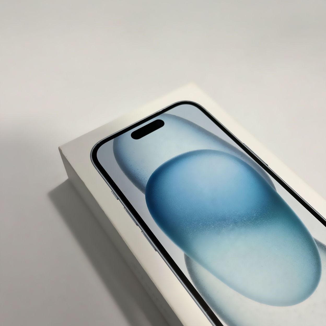Купить iPhone 15