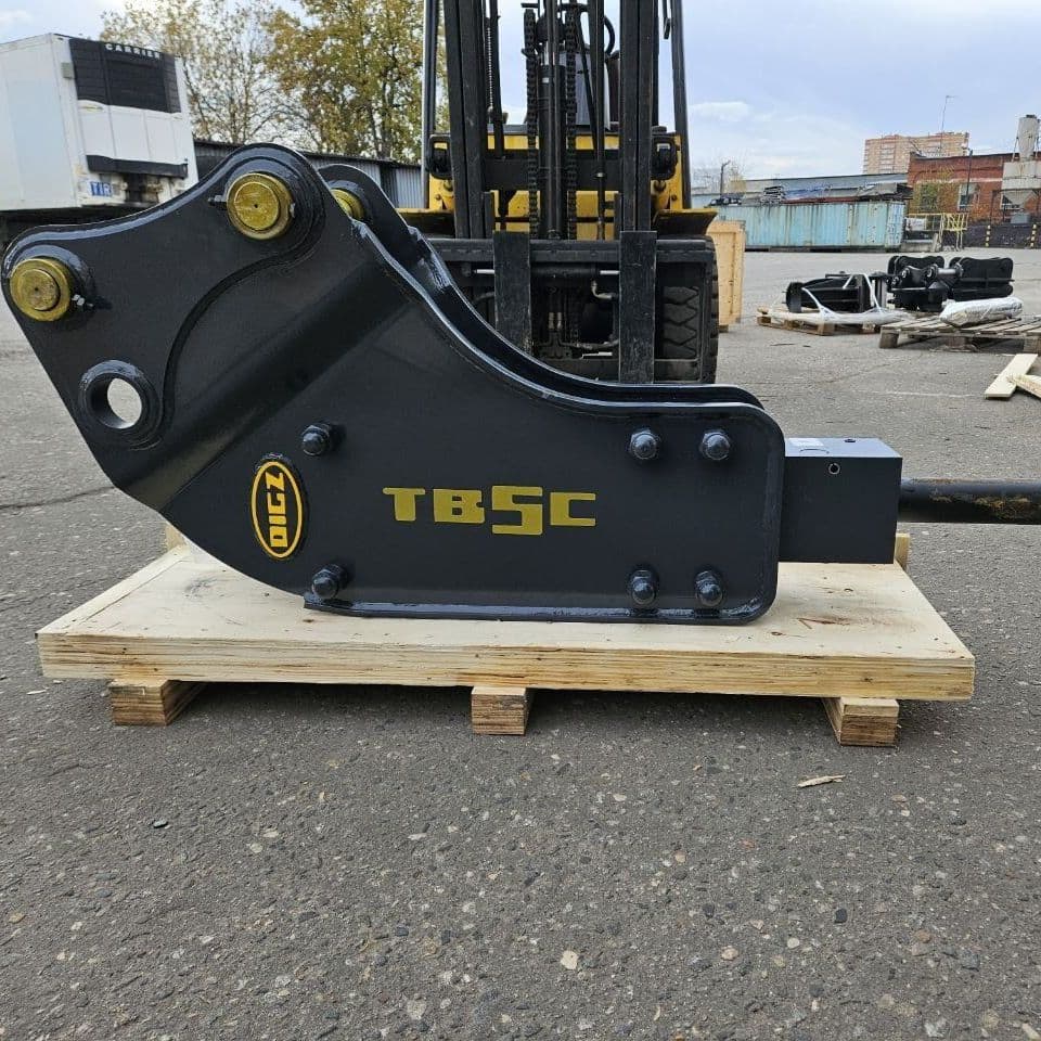 Купить ГИДРАВЛИЧЕСКИЙ МОЛОТ DIGZ TB5C