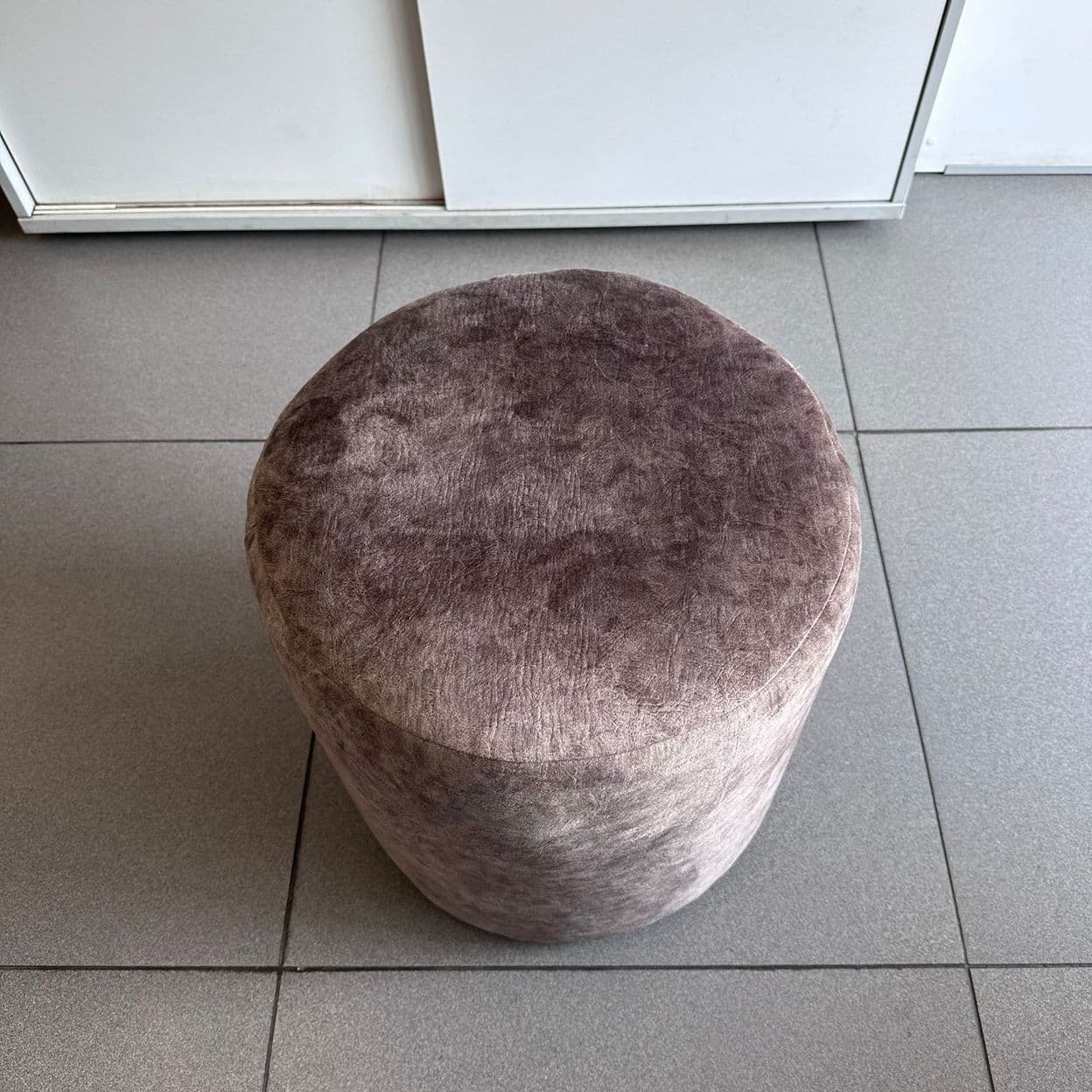 Купить Круглый пуфик велюрный