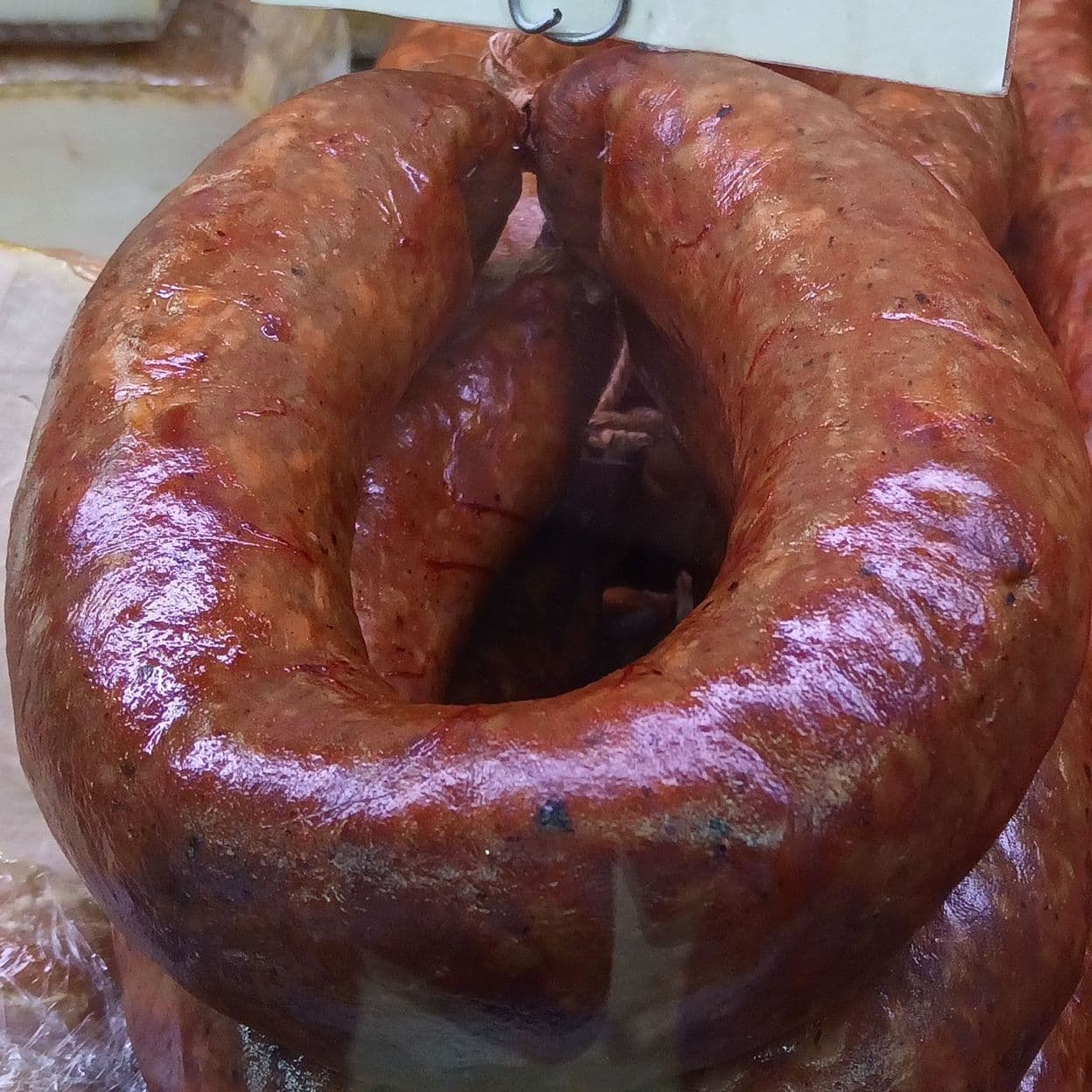 Купить Колбаска краковская, мясная не жирная