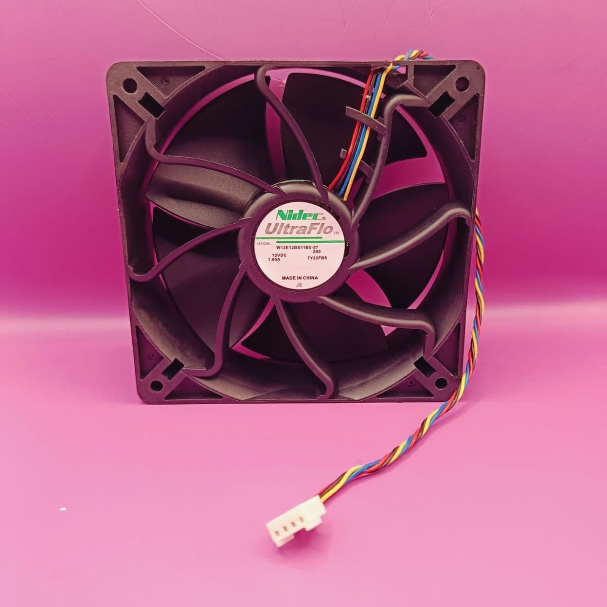 Купить Вентилятор 12х12 NIDEC UltraFlo (1,65 A) 4 пин
