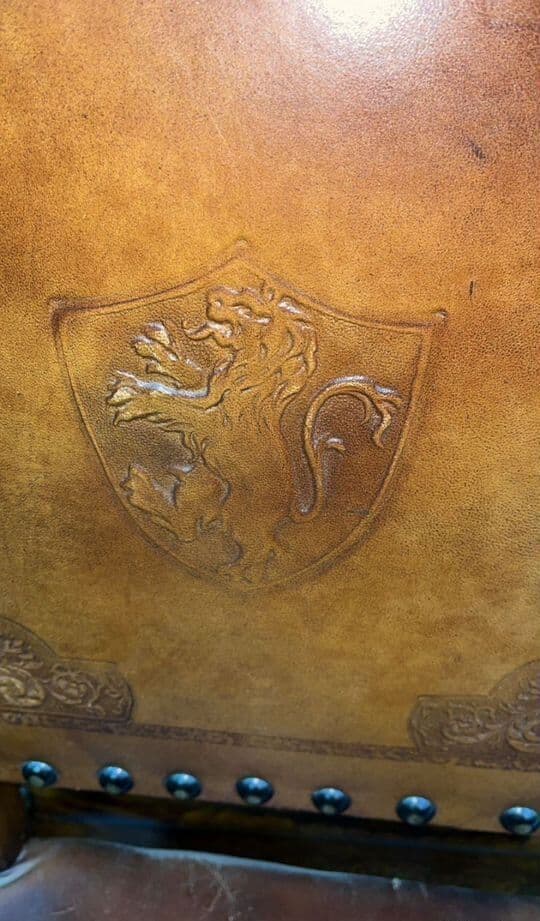 Купить Старинные стулья Ренессанс