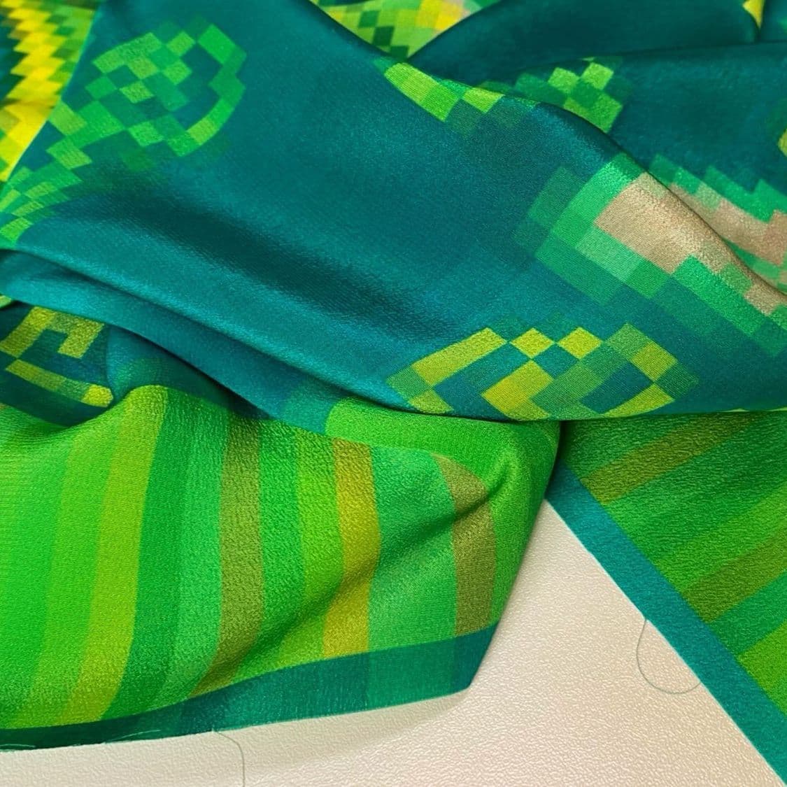 Купить Ткань шелк крепдешин Etro
