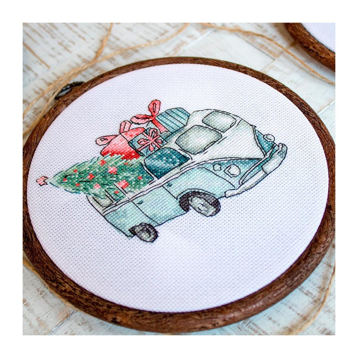 Купить М-1234 Набор для вышивания 'Пейзаж с цикорием' 11*11см, МП Студия