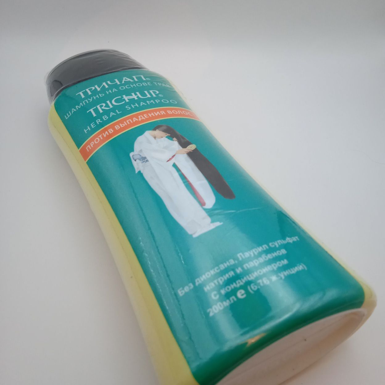 Купить Trichup Шампунь с экстрактами трав Против выпадения волос 200 мл (Hair Fall Control) (Оригинал)