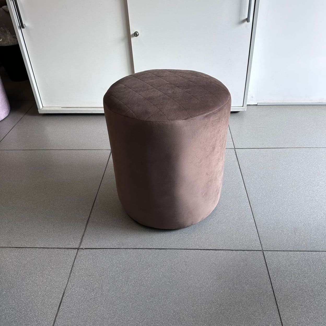 Купить Велюрный пуф