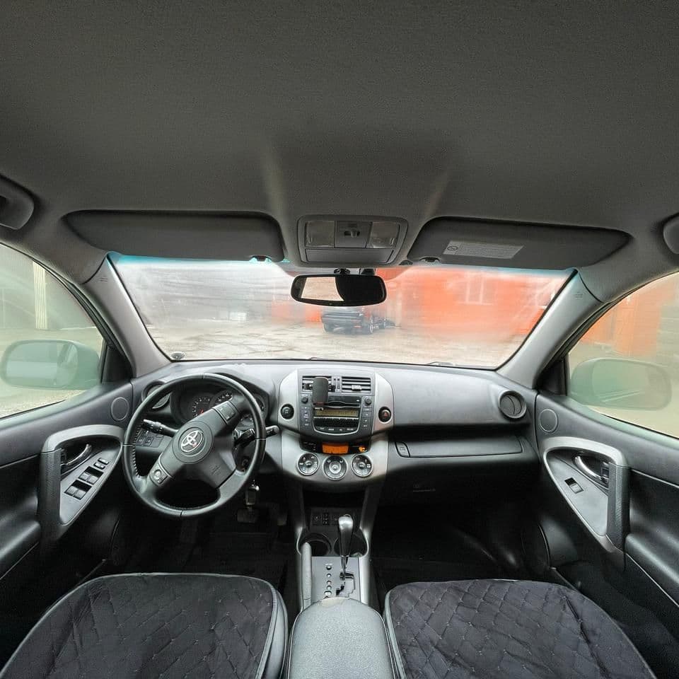 Купить Toyota Rav4  АКПП 2.4, 4*4 Long