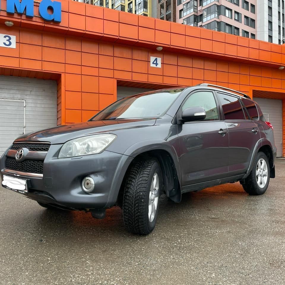 Купить Toyota Rav4  АКПП 2.4, 4*4 Long