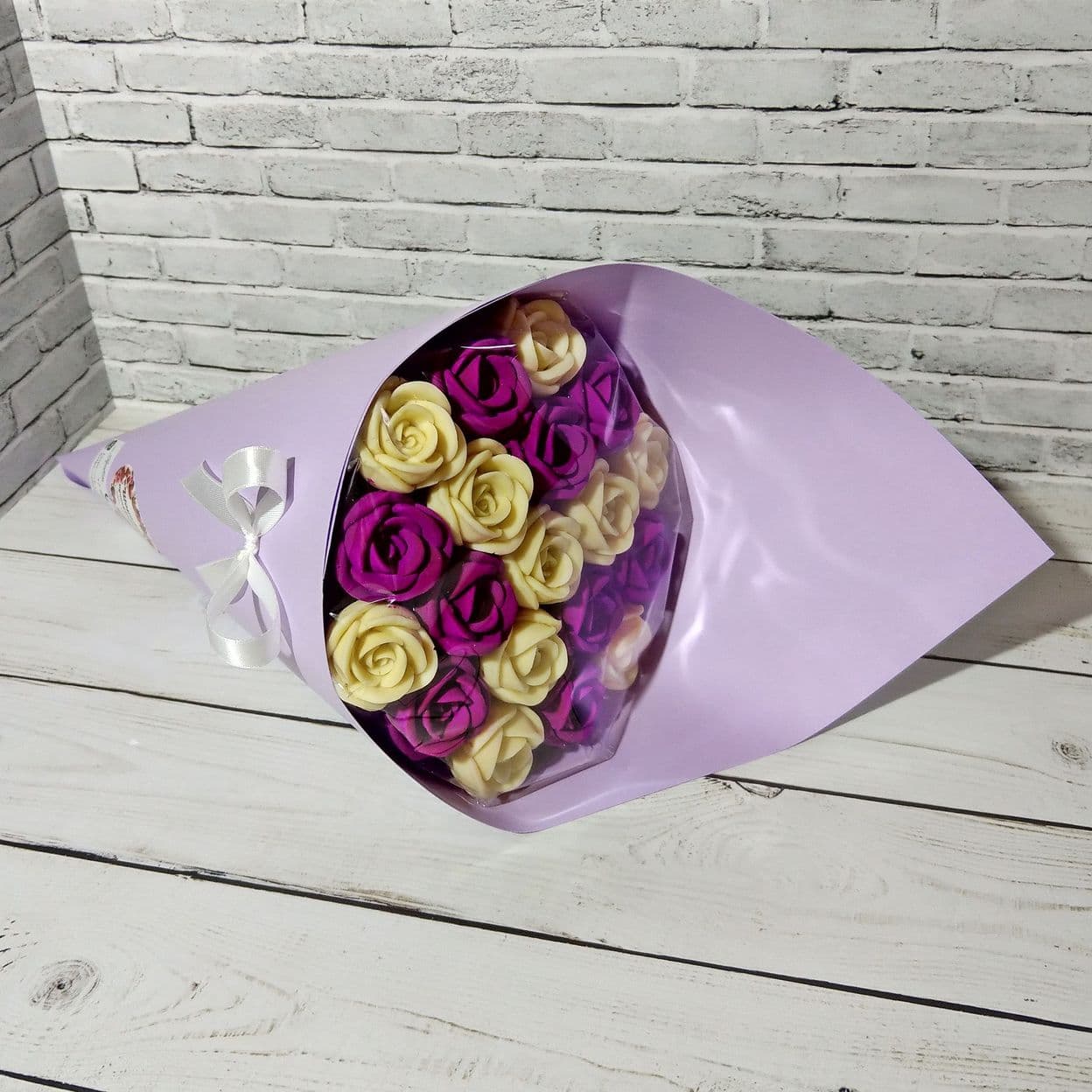 Купить Букет из шоколадных роз (19 шт.)